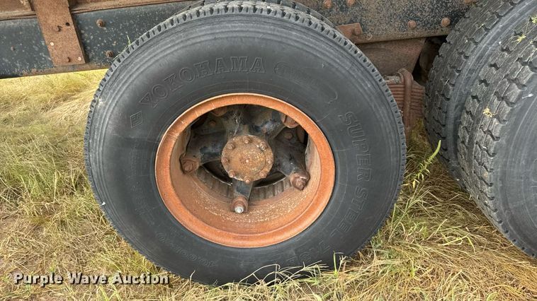 image for item ER2297 1993 Mack RD600GK dump truck