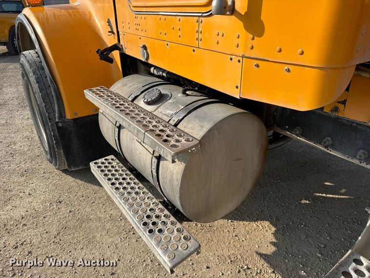 image for item ER2333 2011 Kenworth W900 ready mix truck