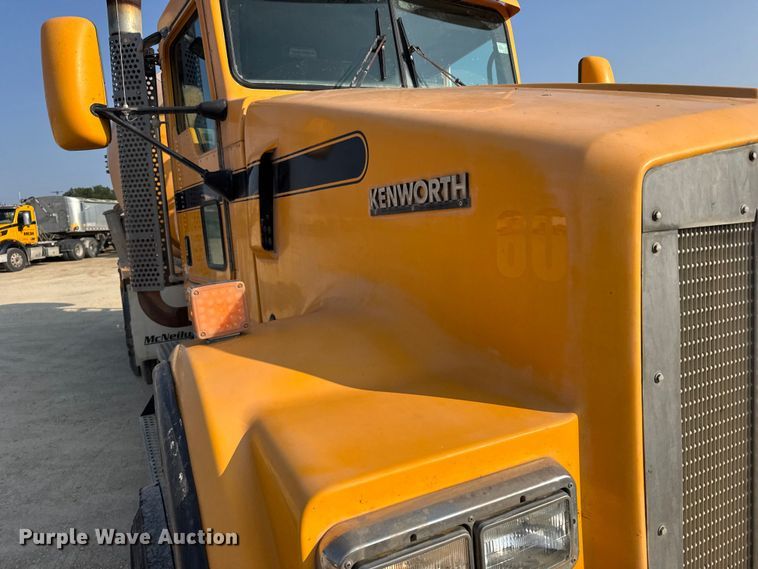 image for item ER2333 2011 Kenworth W900 ready mix truck