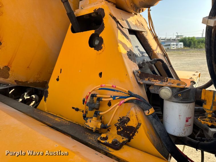 image for item ER2333 2011 Kenworth W900 ready mix truck