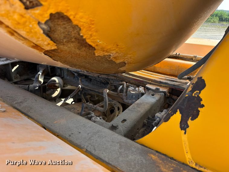 image for item ER2333 2011 Kenworth W900 ready mix truck