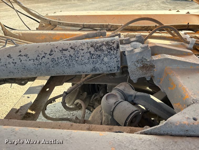 image for item ER2333 2011 Kenworth W900 ready mix truck