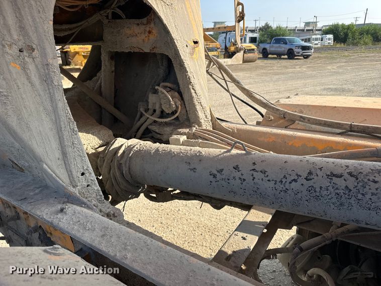 image for item ER2333 2011 Kenworth W900 ready mix truck