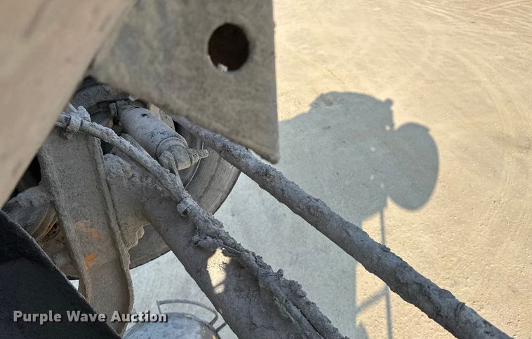 image for item ER2333 2011 Kenworth W900 ready mix truck