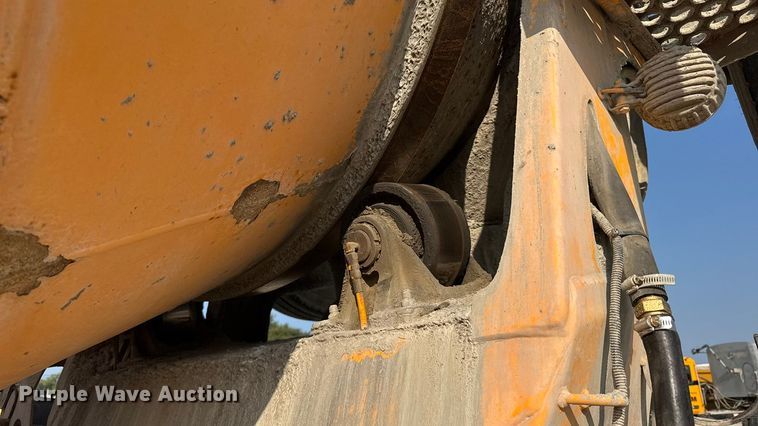 image for item ER2333 2011 Kenworth W900 ready mix truck