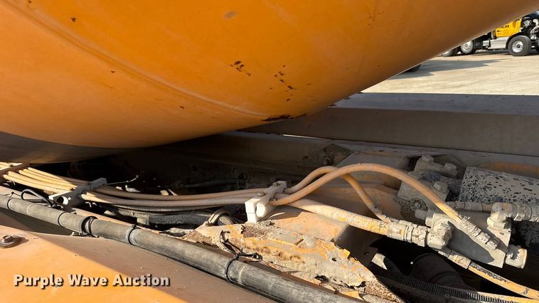 image for item ER2333 2011 Kenworth W900 ready mix truck