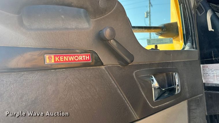 image for item ER2333 2011 Kenworth W900 ready mix truck