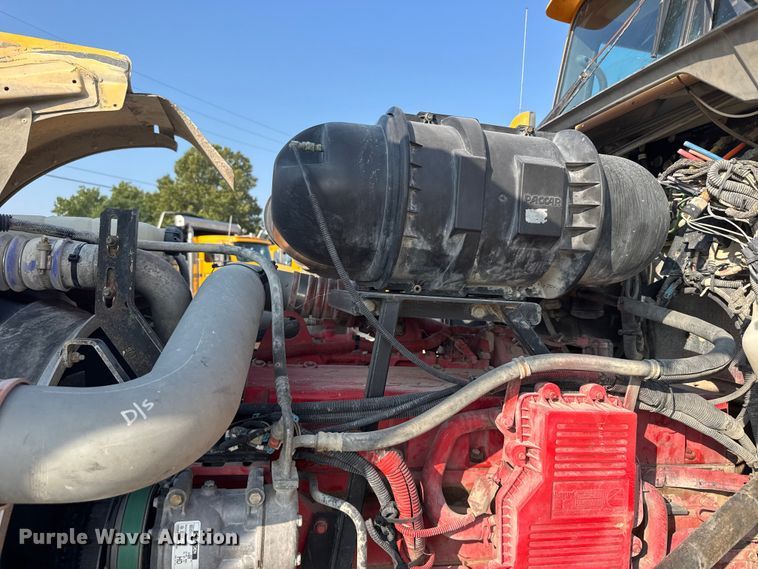 image for item ER2333 2011 Kenworth W900 ready mix truck