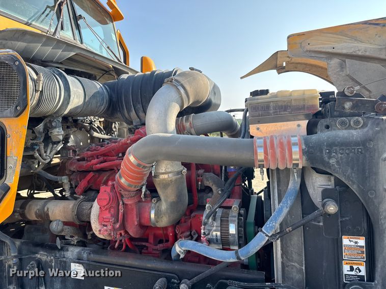 image for item ER2333 2011 Kenworth W900 ready mix truck