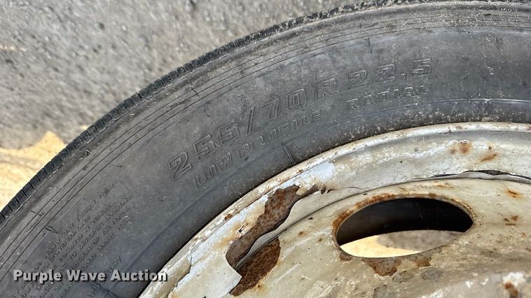 image for item ER2333 2011 Kenworth W900 ready mix truck