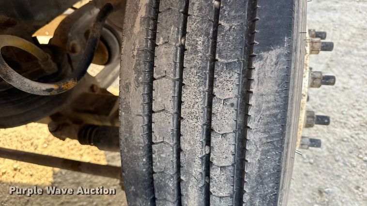 image for item ER2333 2011 Kenworth W900 ready mix truck