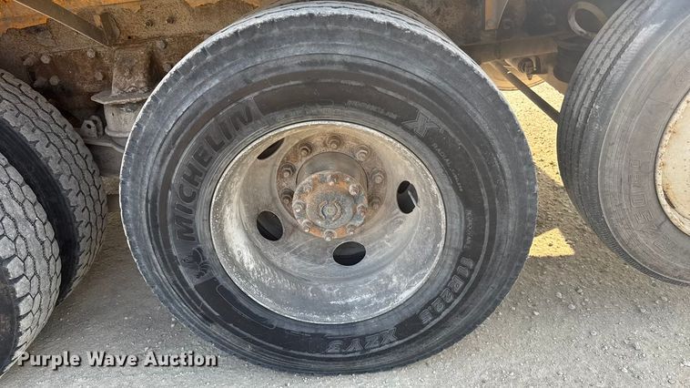 image for item ER2333 2011 Kenworth W900 ready mix truck