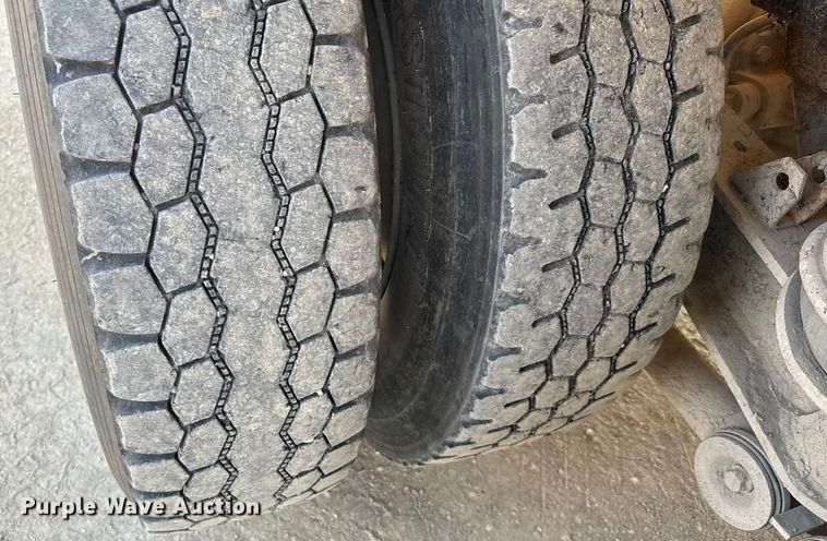 image for item ER2333 2011 Kenworth W900 ready mix truck