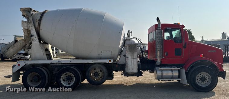 image for item ER2334 2007 Kenworth T800 ready mix truck