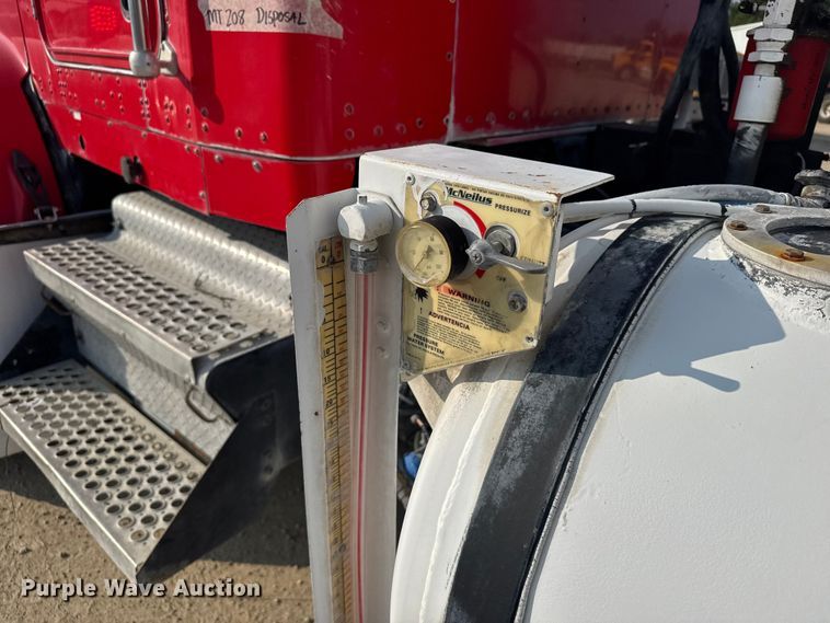 image for item ER2334 2007 Kenworth T800 ready mix truck