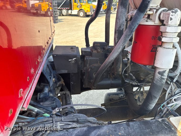 image for item ER2334 2007 Kenworth T800 ready mix truck