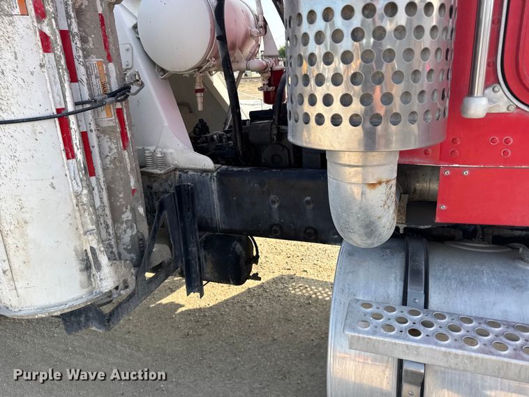 image for item ER2334 2007 Kenworth T800 ready mix truck