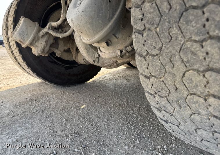 image for item ER2334 2007 Kenworth T800 ready mix truck