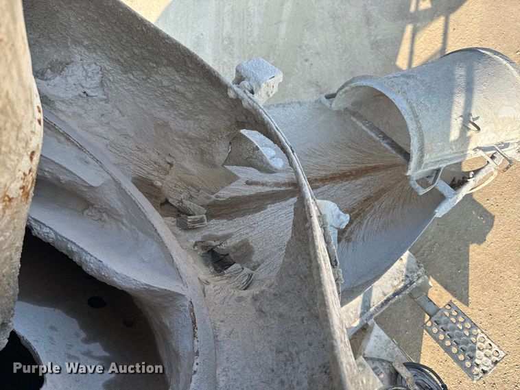 image for item ER2334 2007 Kenworth T800 ready mix truck