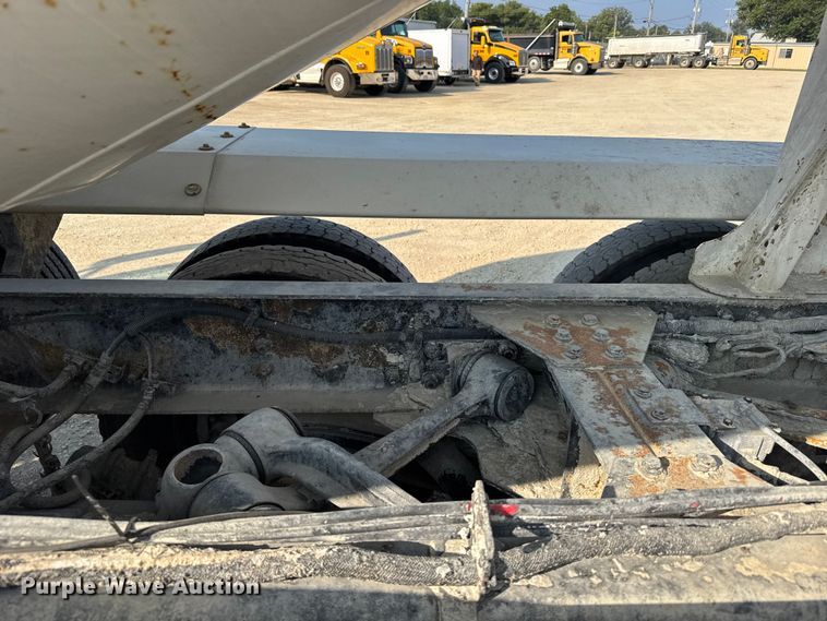 image for item ER2334 2007 Kenworth T800 ready mix truck