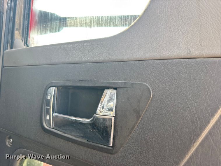 image for item ER2334 2007 Kenworth T800 ready mix truck