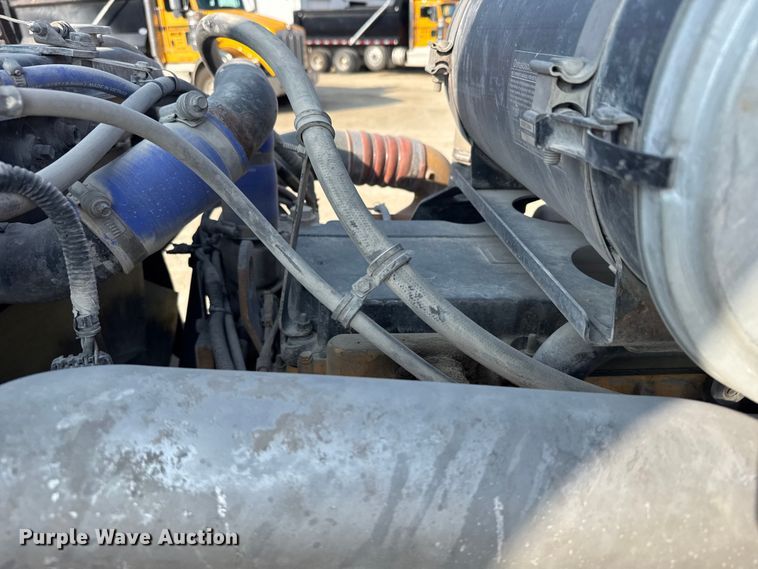 image for item ER2334 2007 Kenworth T800 ready mix truck