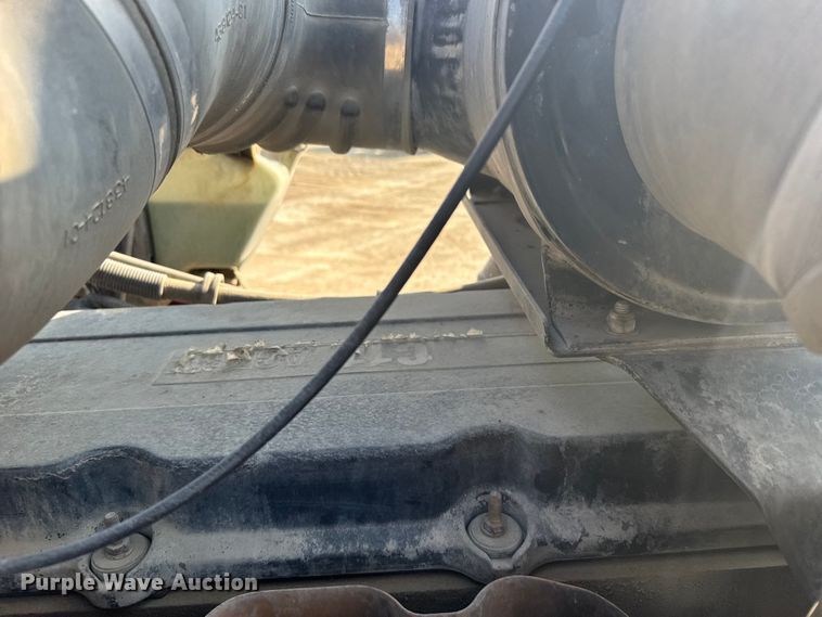 image for item ER2334 2007 Kenworth T800 ready mix truck