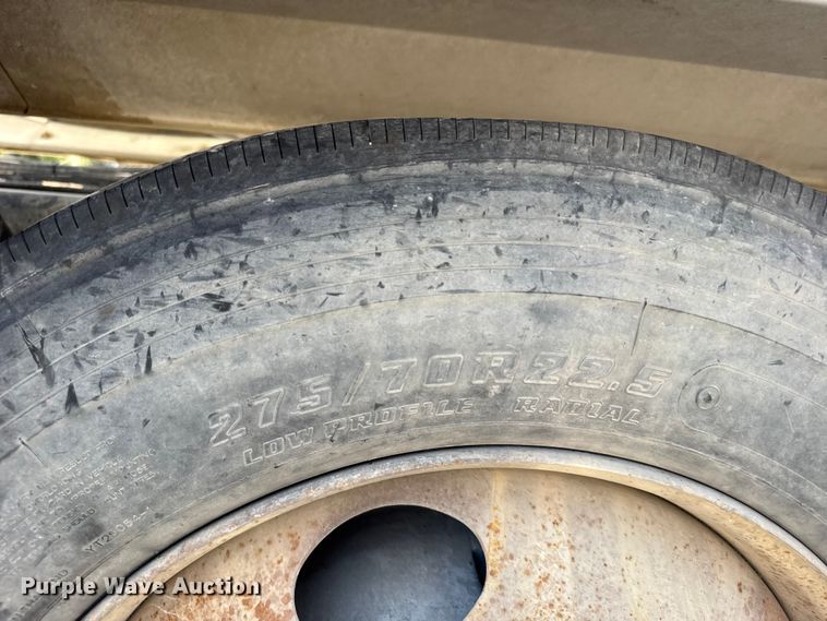 image for item ER2334 2007 Kenworth T800 ready mix truck