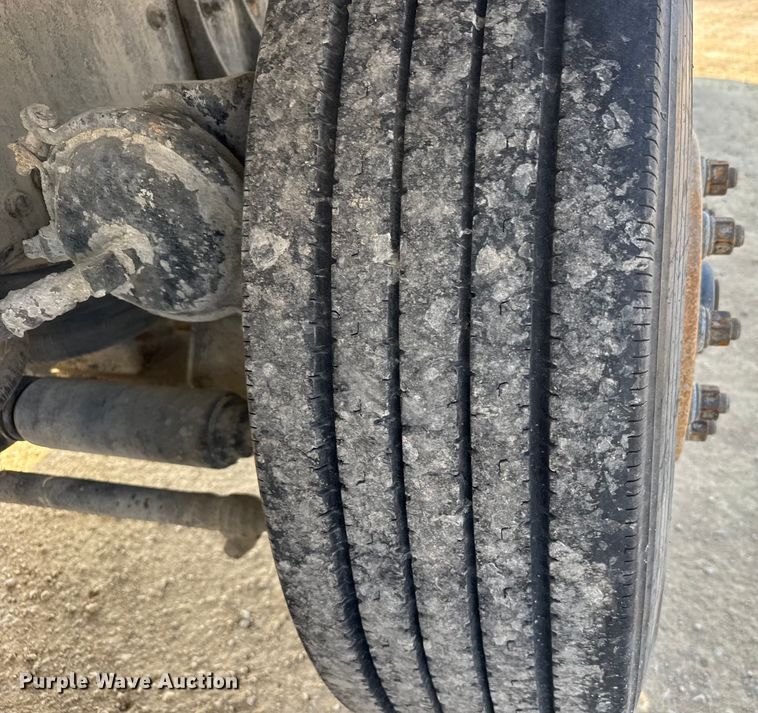 image for item ER2334 2007 Kenworth T800 ready mix truck