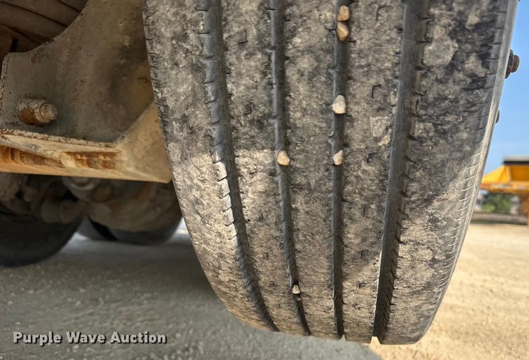 image for item ER2334 2007 Kenworth T800 ready mix truck