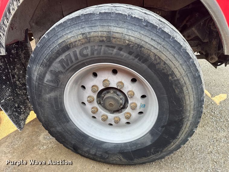 image for item ER2334 2007 Kenworth T800 ready mix truck