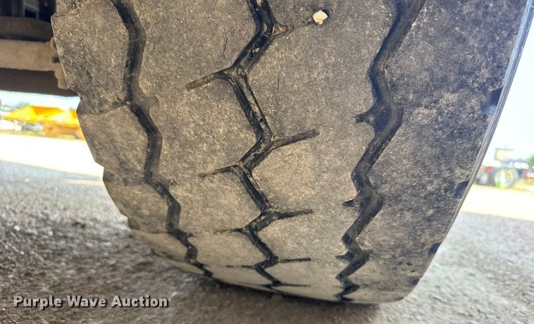 image for item ER2334 2007 Kenworth T800 ready mix truck