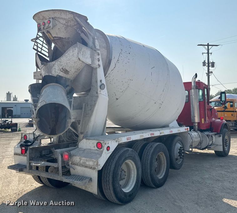 image for item ER2335 2002 Kenworth T800 ready mix truck