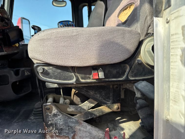 image for item ER2335 2002 Kenworth T800 ready mix truck