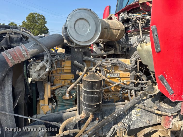 image for item ER2335 2002 Kenworth T800 ready mix truck