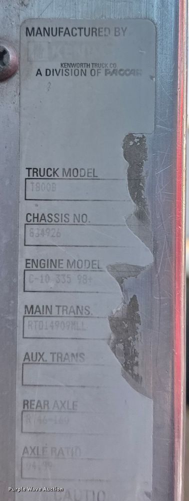 image for item ER2335 2002 Kenworth T800 ready mix truck