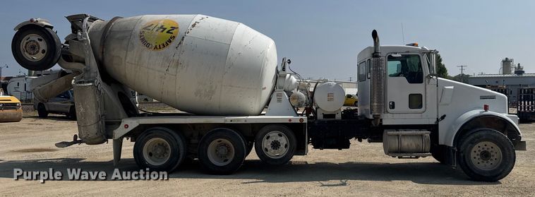 image for item ER2336 2007 Kenworth W900 ready mix truck