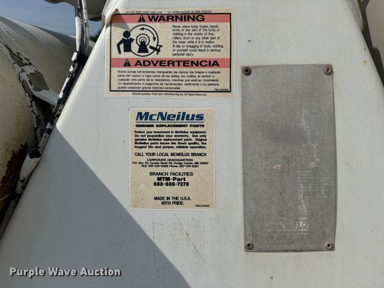 image for item ER2336 2007 Kenworth W900 ready mix truck