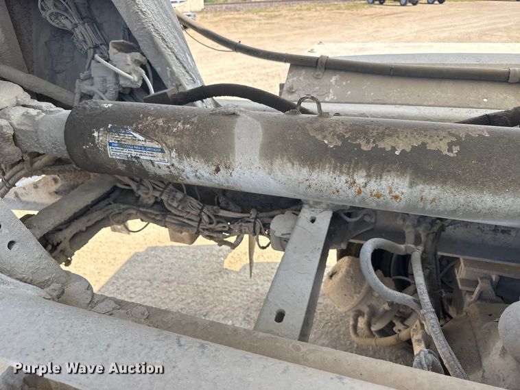 image for item ER2336 2007 Kenworth W900 ready mix truck