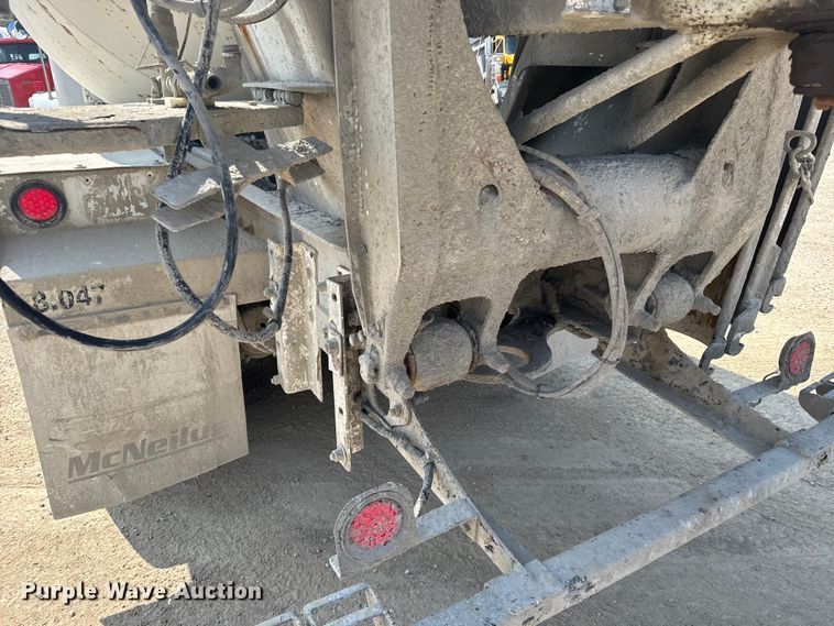 image for item ER2336 2007 Kenworth W900 ready mix truck