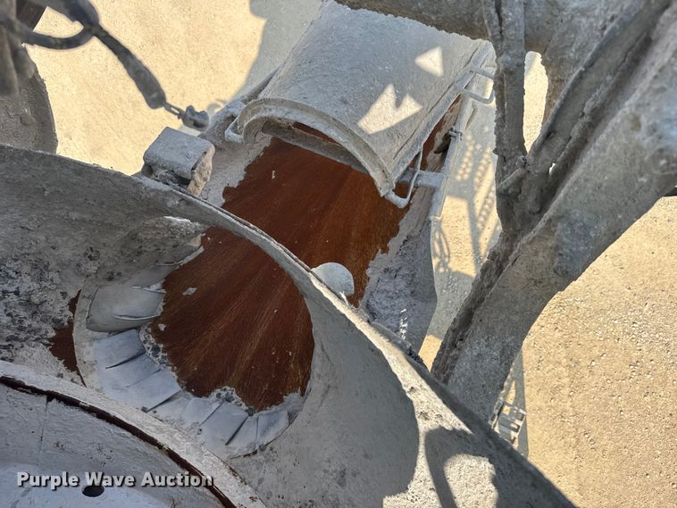 image for item ER2336 2007 Kenworth W900 ready mix truck