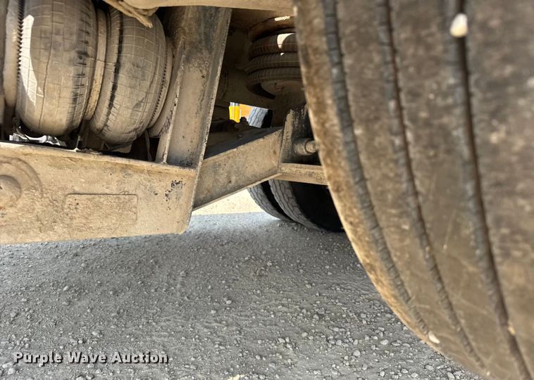 image for item ER2336 2007 Kenworth W900 ready mix truck