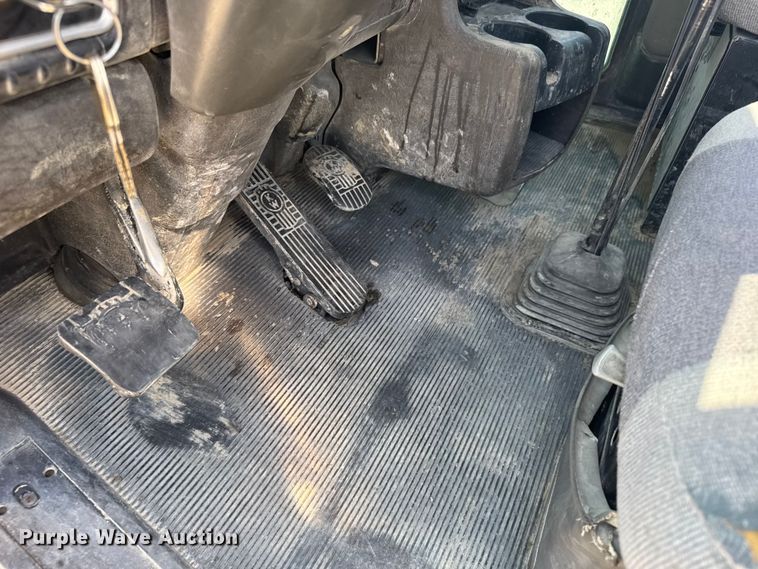 image for item ER2336 2007 Kenworth W900 ready mix truck