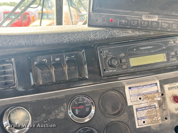 image for item ER2336 2007 Kenworth W900 ready mix truck