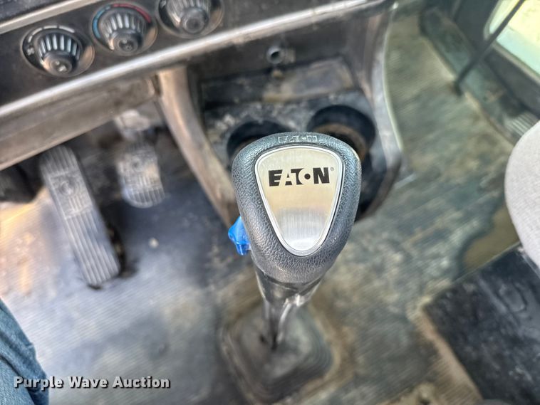 image for item ER2336 2007 Kenworth W900 ready mix truck