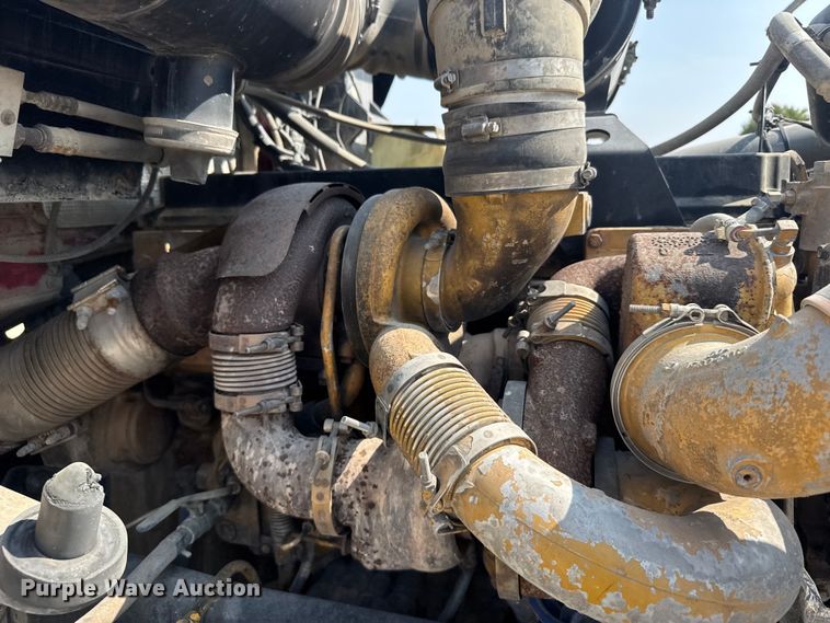 image for item ER2336 2007 Kenworth W900 ready mix truck