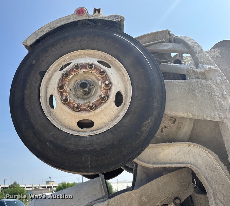 image for item ER2336 2007 Kenworth W900 ready mix truck