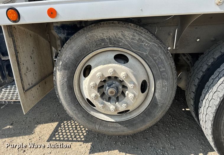 image for item ER2336 2007 Kenworth W900 ready mix truck