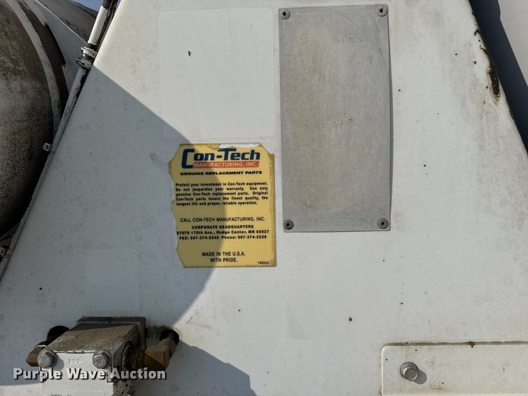 image for item ER2337 2010 Peterbilt 365 ready mix truck