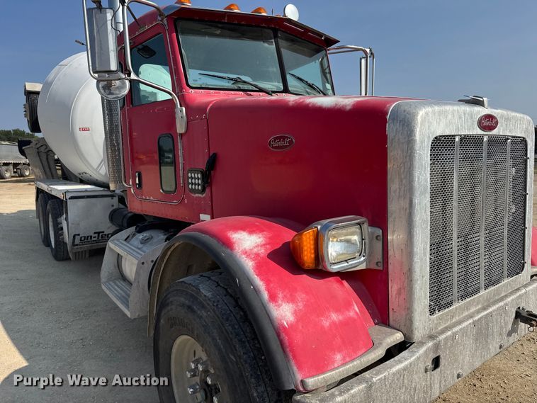 image for item ER2337 2010 Peterbilt 365 ready mix truck